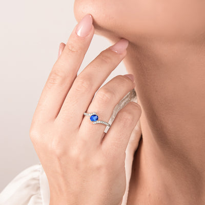 1.02ct Sapphire Ring with Diamonds