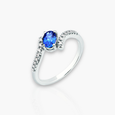 1.02ct Sapphire Ring with Diamonds