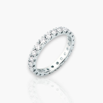 18kt Weißgold Memoire Ring (Diamantengrößen: 0.28ct - 1.68ct)