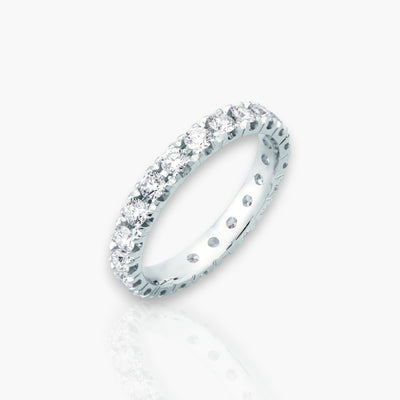 18kt Weißgold Memoire Ring (Diamantengrößen: 0.28ct - 1.68ct)