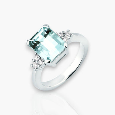 Emerald cut Aquamarine Ring - Moregola Fine Jewelry