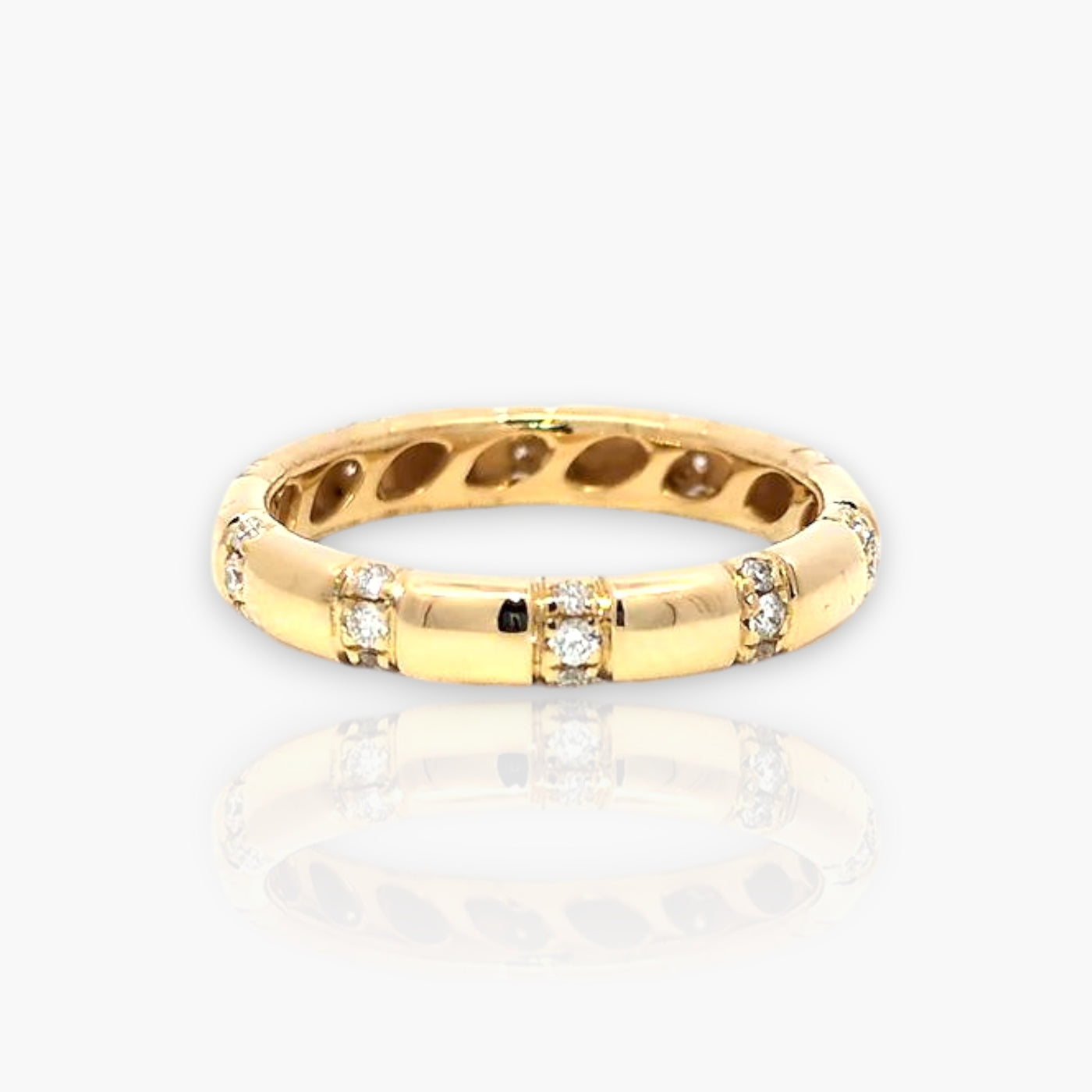 Wedding Ring - Yellow Gold with diamonds