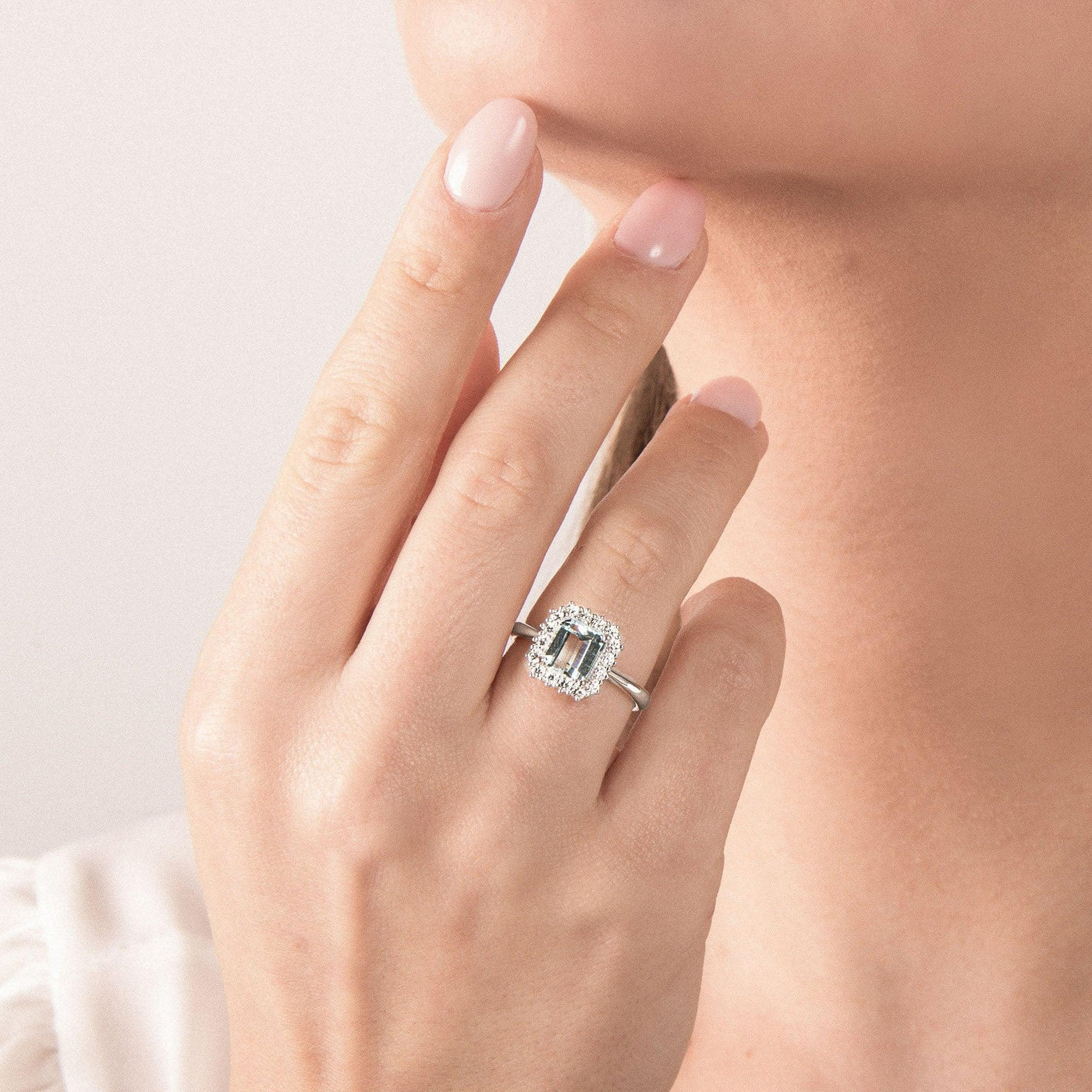 Aquamarine Ring with Diamonds - Moregola Fine Jewelry