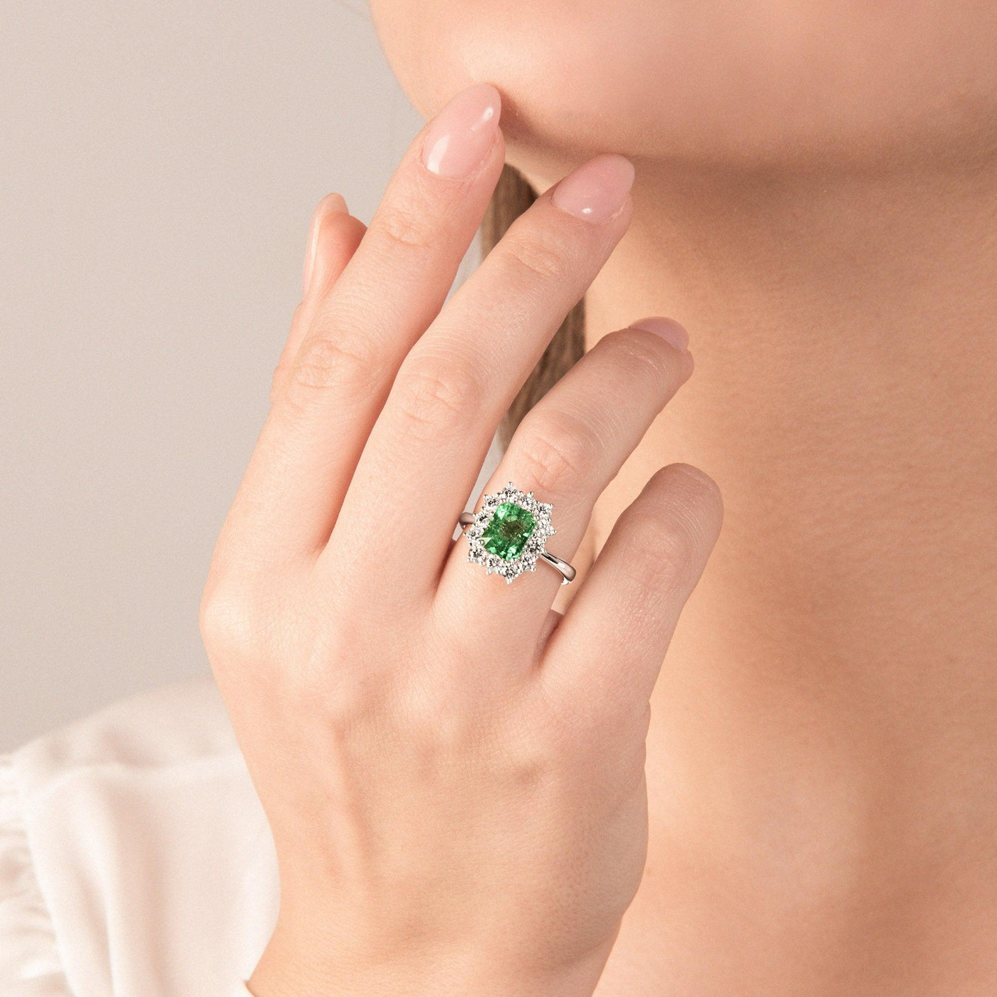 Columbian Emerald Ring with Diamonds - Moregola Fine Jewelry