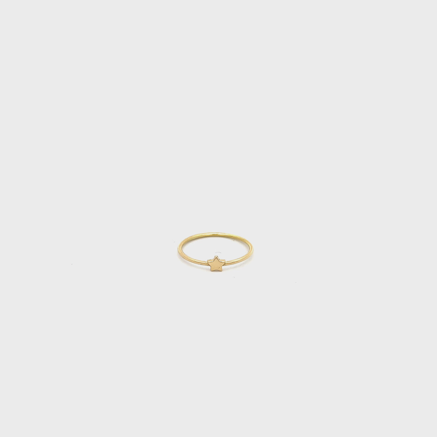 18kt Gold Star Ring