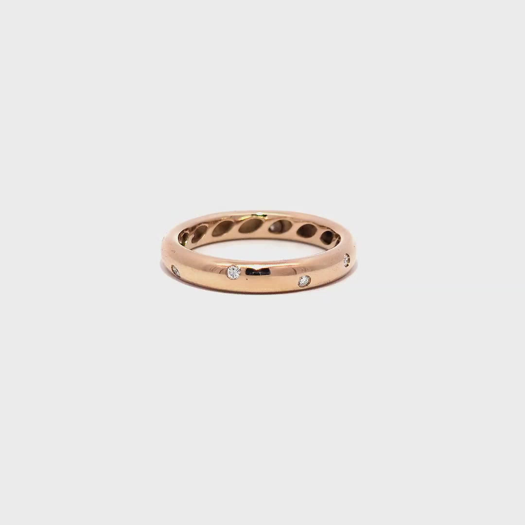 Wedding Band - Rose Gold with small brilliants