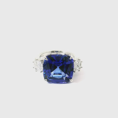 11.40ct Cushion Tanzanit Ring