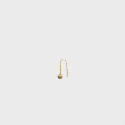 18kt gold mono earring with heart pendant